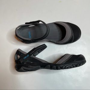 Teva Westwater Mary Jane Hiking Shoes Size 5.5